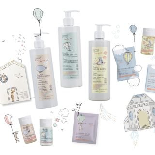 Convierte el momento del baño en una experiencia única y divertida. 🧼💧🌼
Te invitamos a probar nuestra colección Osmé Baby & Kids con ingredientes naturales y orgánicos que acompañaran a tu bebé desde los primeros días.
Prueba gel shampoo, jabón en barra, jabón liquido, crema hidratante y nuestro kit esencial que lo acompañara a sus mejores aventuras. 🧸⭐🌎🌙
.
.
#viaje #paseos #ecocert #vegano #cosmeticanatural #organico #osme #crueltyfree #shampoovegano